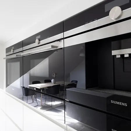 アパート 2Ndhomes Stunning 99M2 1Br Penthouse With Sauna And Balcony ヘルシンキ