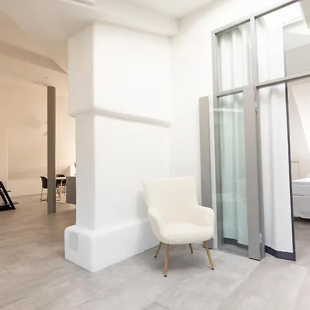 2Ndhomes Stunning 99M2 1Br Penthouse With Sauna And Balcony *